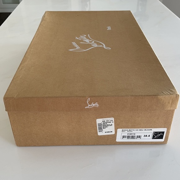 Bianca suede Christian Louboutin boot - Picture 2 of 6